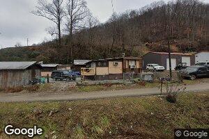 30 Honey Fork St, Phyllis, KY 41554