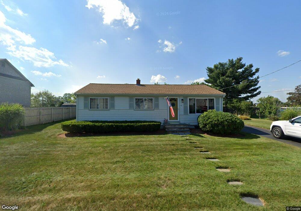 121 Wilbur Ave, Warwick, RI 02889 - photo 1