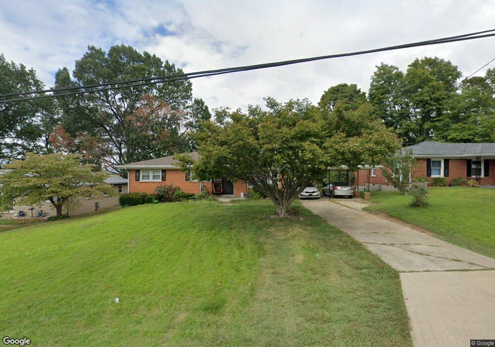 5909 Colebrooke Ln, Louisville, KY 40219 - photo 1