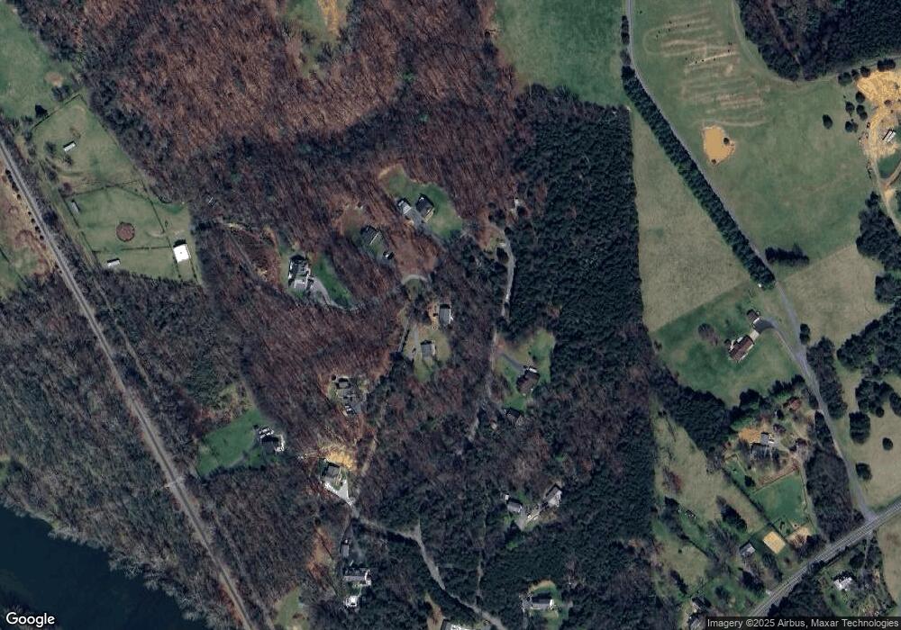 417 Deer Run Cir, Front Royal, VA 22630 - photo 1