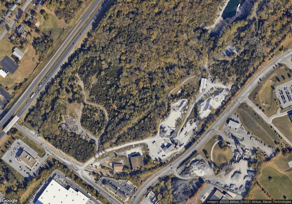 1522 Country Club Rd, Harrisonburg, VA 22802 - photo 1