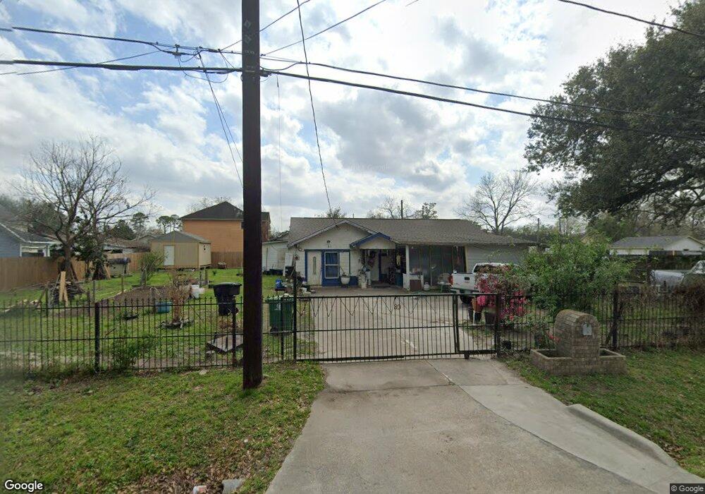 80 Burress St, Houston, TX 77022 - photo 1