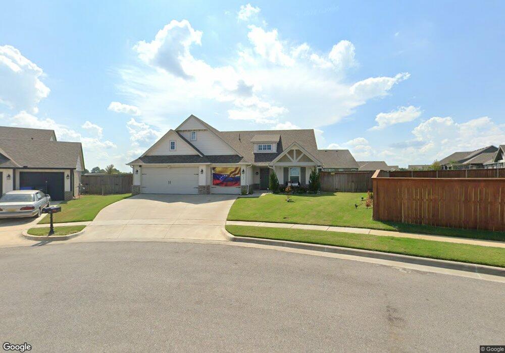 3624 N 35th Cir, Broken Arrow, OK 74014 - photo 1
