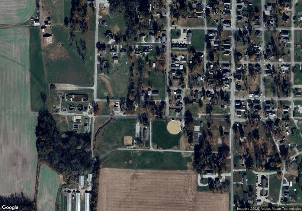 305 Cedar St, Bicknell, IN 47512 - photo 1