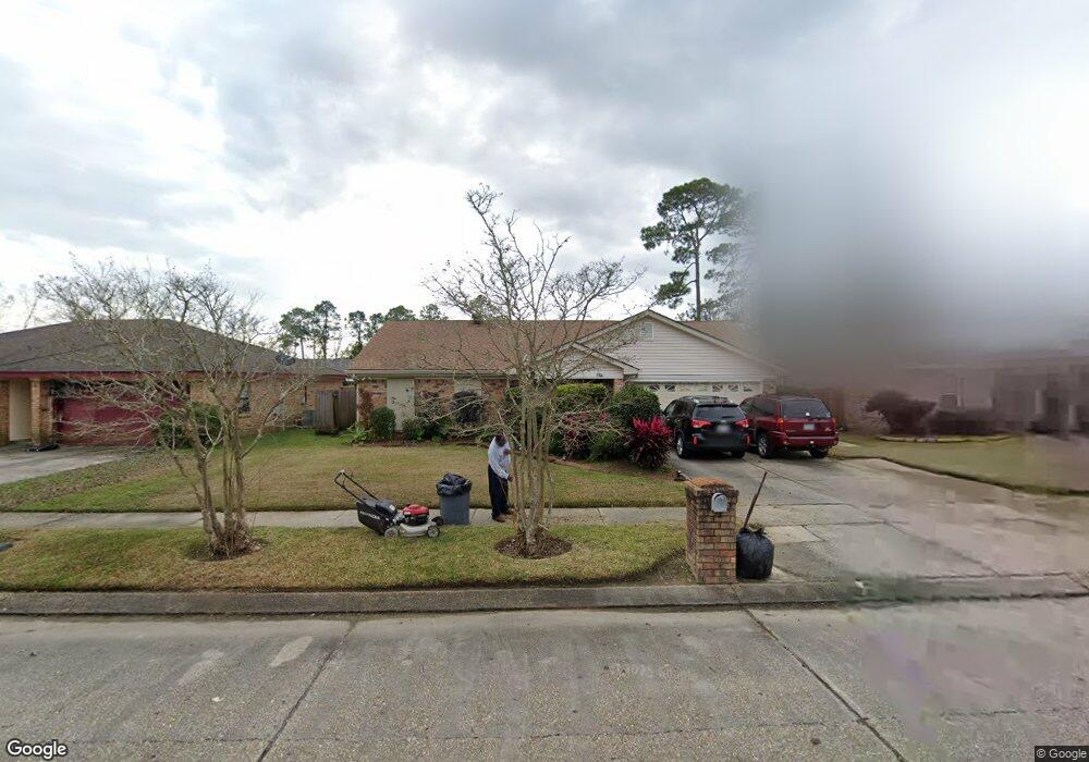 1704 Kings Row, Slidell, LA 70461 - photo 1