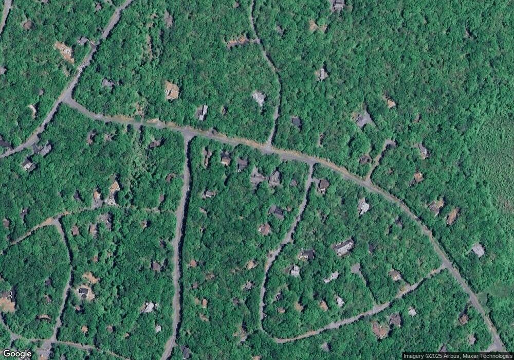 112 Canoe Brook Dr, Hawley, PA 18428 - photo 1