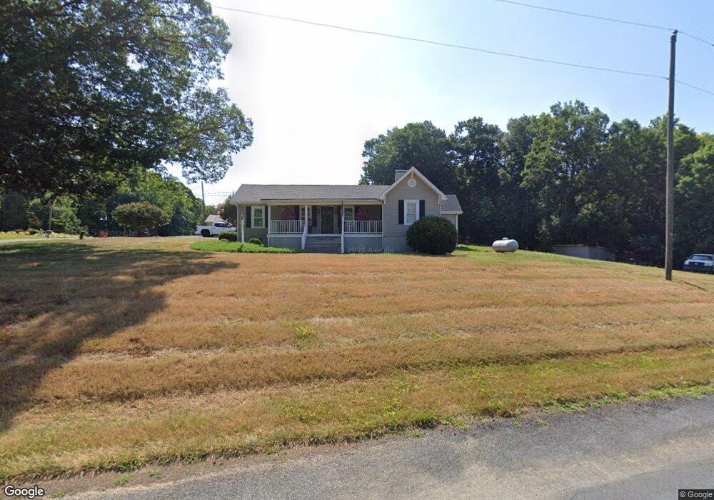 209 Beane St, Asheboro, NC 27205 - photo 1