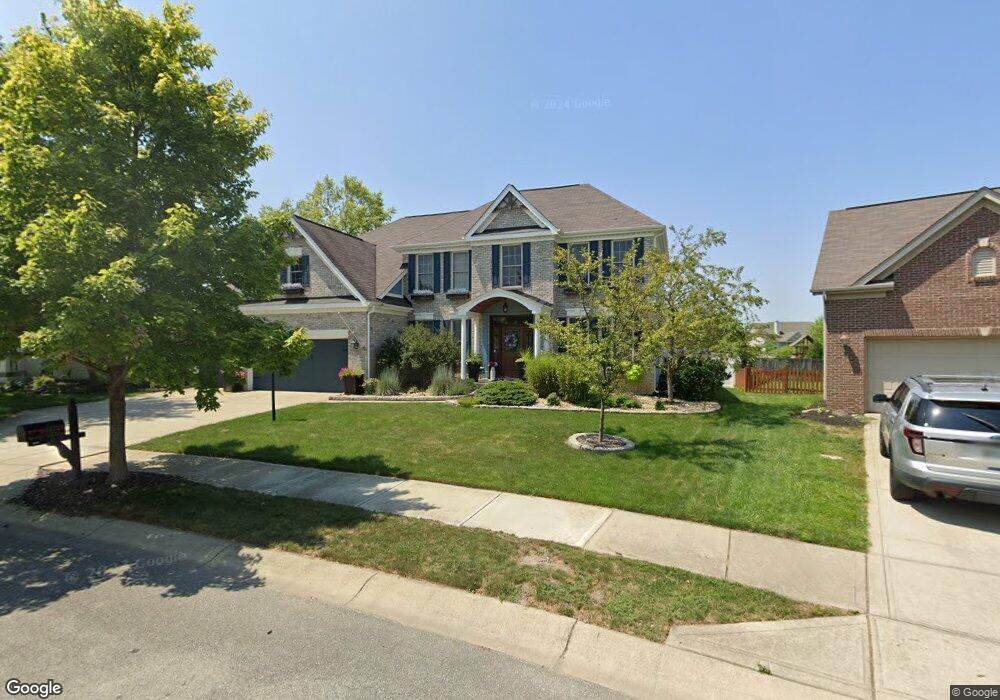 13724 Heatherfield Dr, Fishers, IN 46038 - photo 1