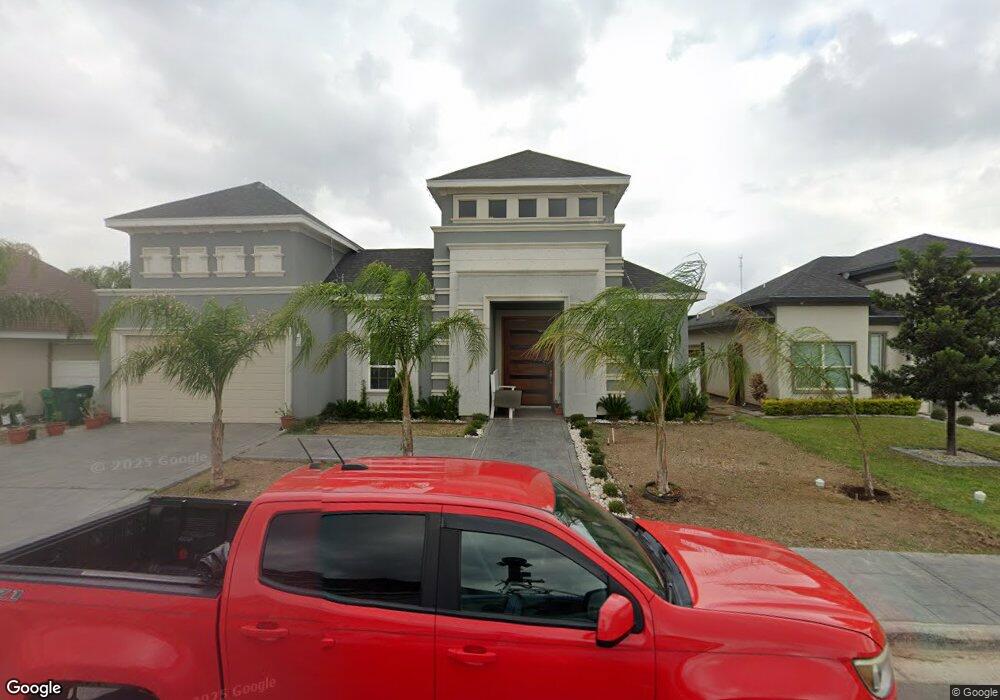 602 W Carmel Ave, Pharr, TX 78577 - photo 1