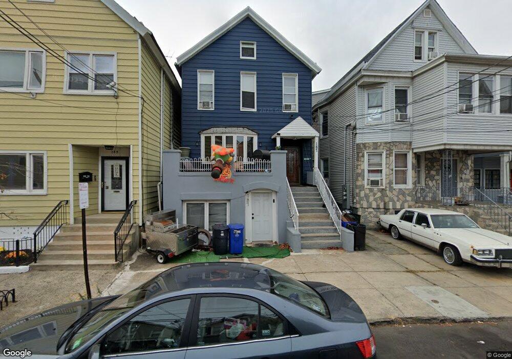 185 Pearsall Ave unit 2, Jersey City, NJ 07305 - photo 1