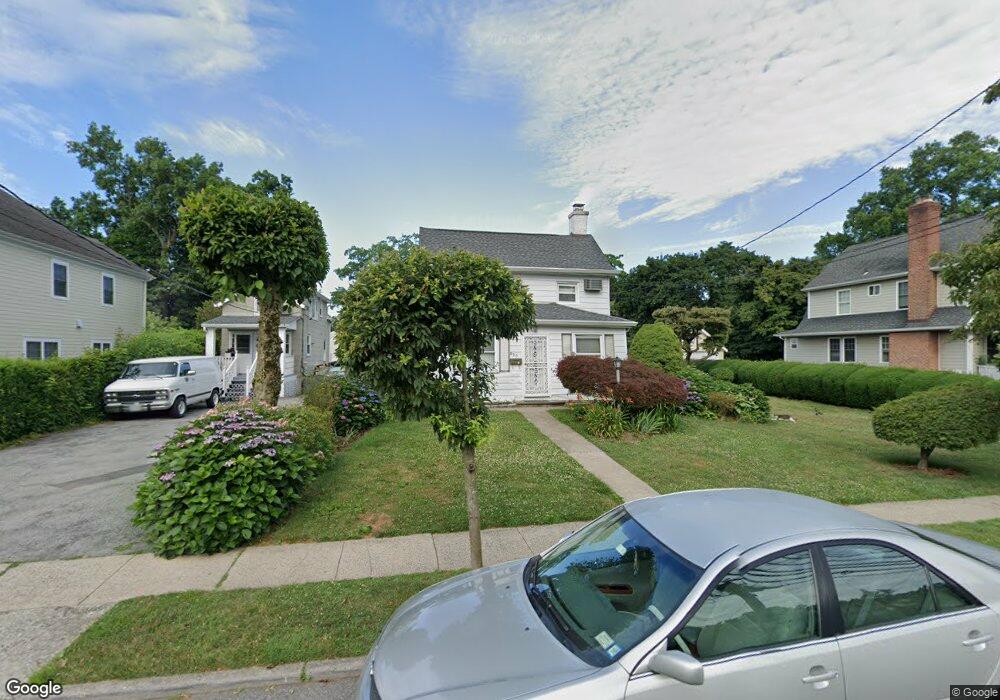 426 N Barry Ave, Mamaroneck, NY 10543 - photo 1