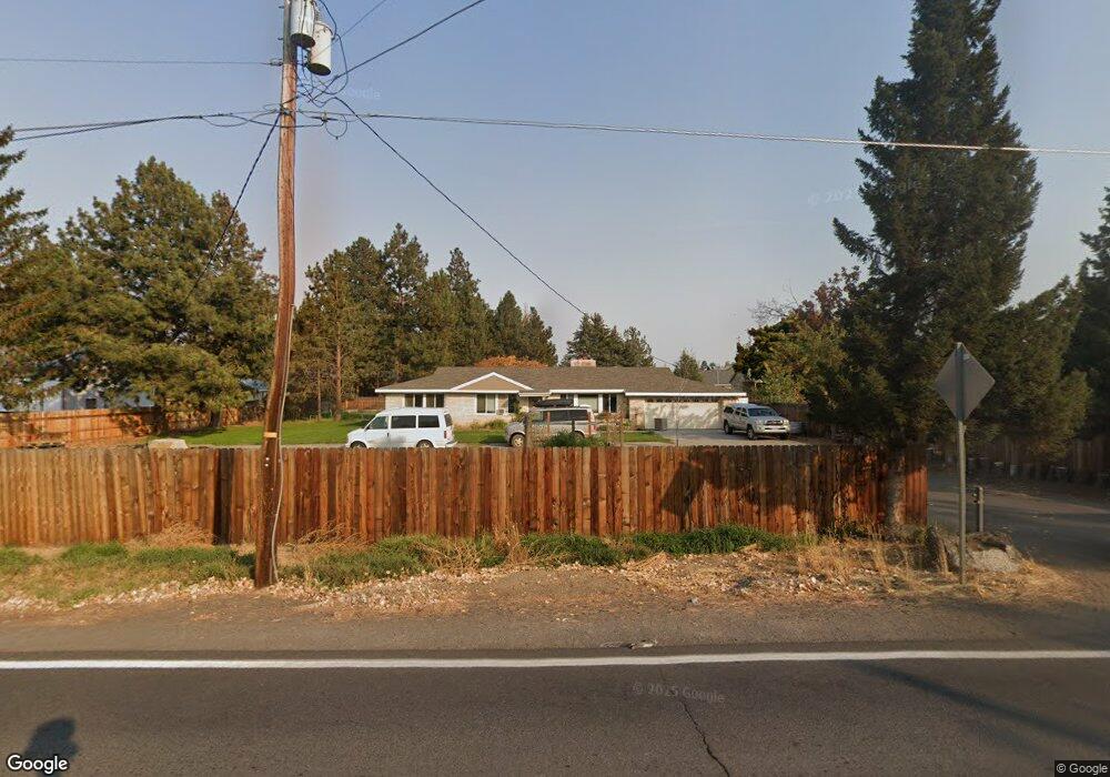 61956 Pettigrew Rd, Bend, OR 97702 - photo 1