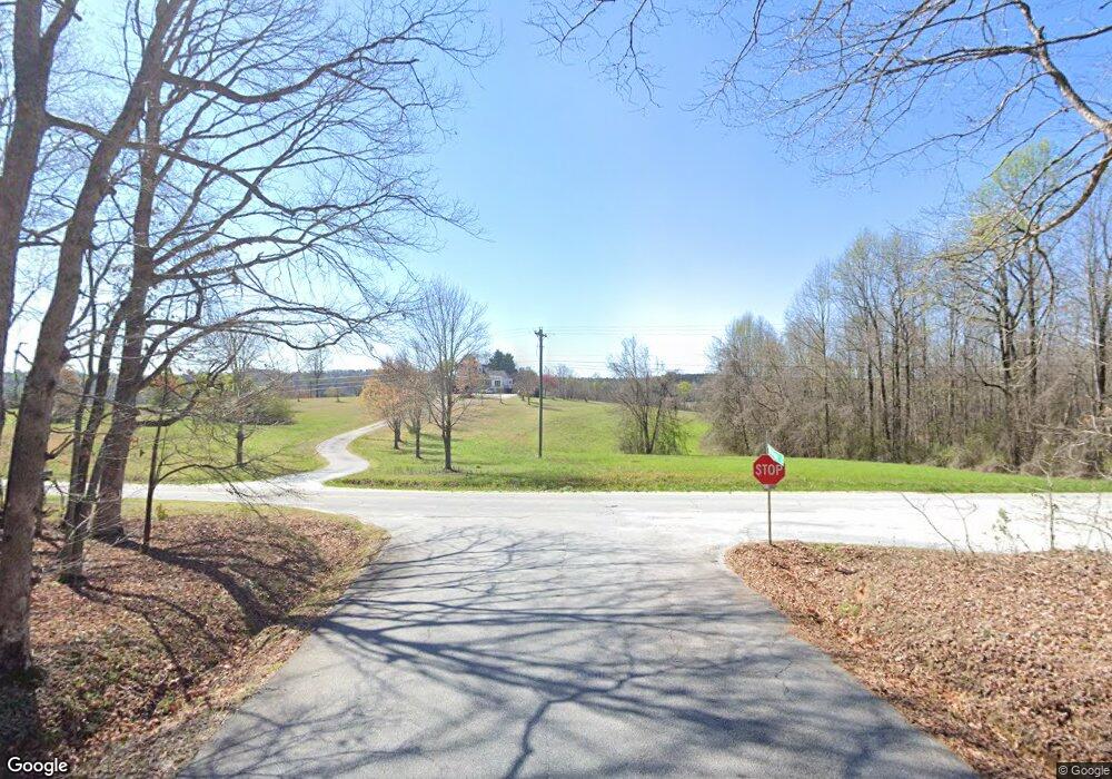 605 White Oak Farm Rd, Tamassee, SC 29686 - photo 1