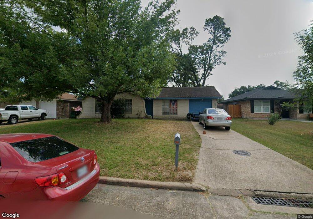 6335 Oaknut Dr, Houston, TX 77088 - photo 1