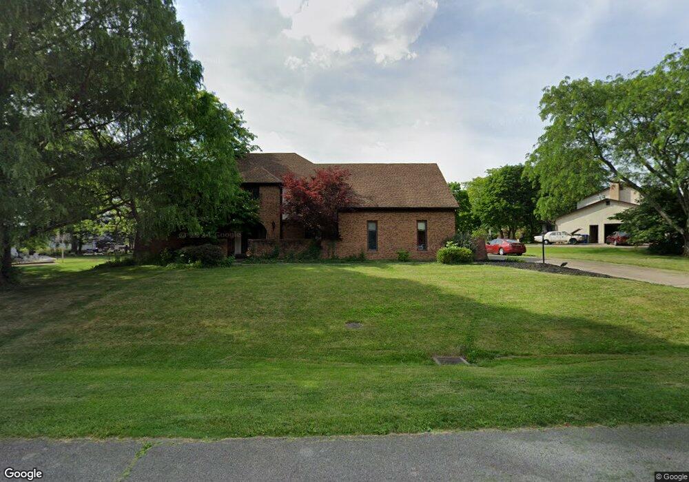 841 Strawberry Hill Rd E, Columbus, OH 43213 - photo 1