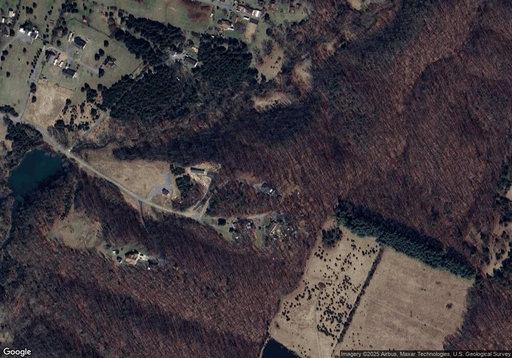 311 Ward Dr unit 315, Bunker Hill, WV 25413 - photo 1