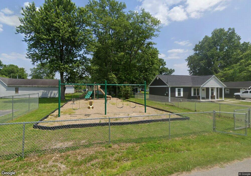 227 S 6th St, Austin, IN 47102 - photo 1