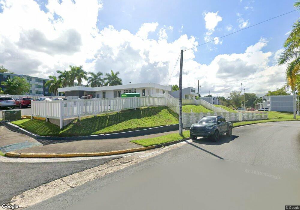 4 Cond Colinas Del Sol I unit . 1612, Bayamon, PR 00966 - photo 1