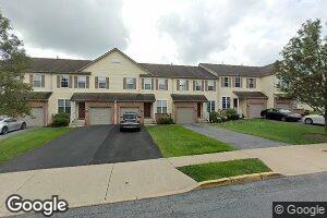 7661 Cross Creek Cir Unit 136A, Breinigsville, PA 18031