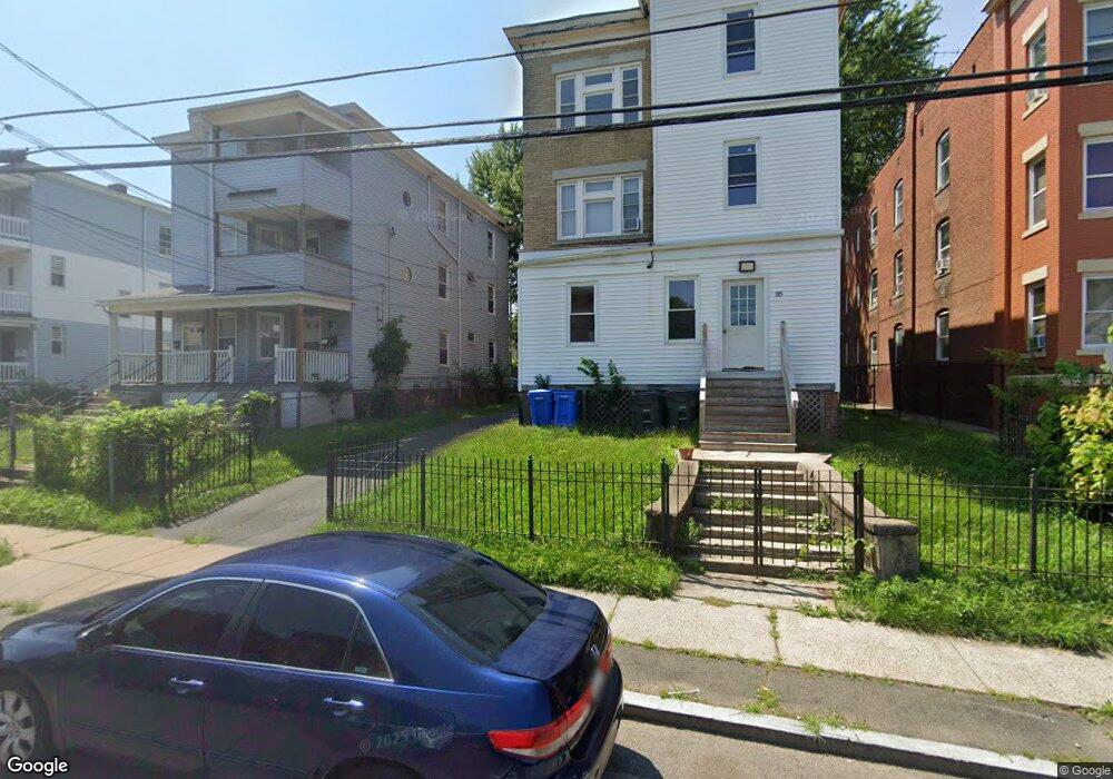 33 Cabot St unit 35, Hartford, CT 06112 - photo 1