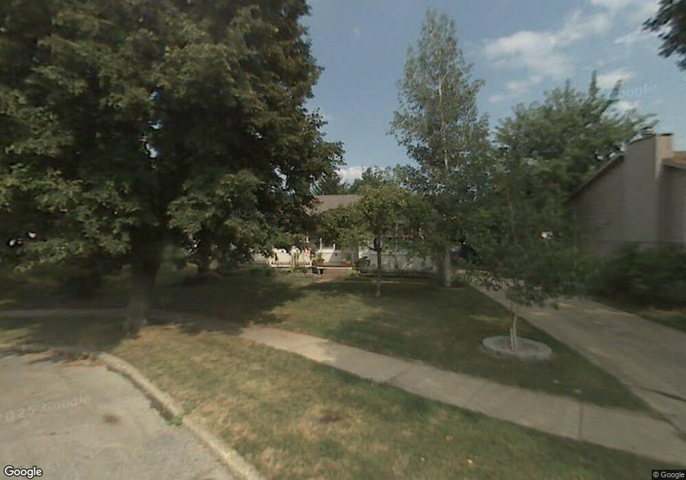 2010 E Hughes Ave, Des Moines, IA 50320 - photo 1