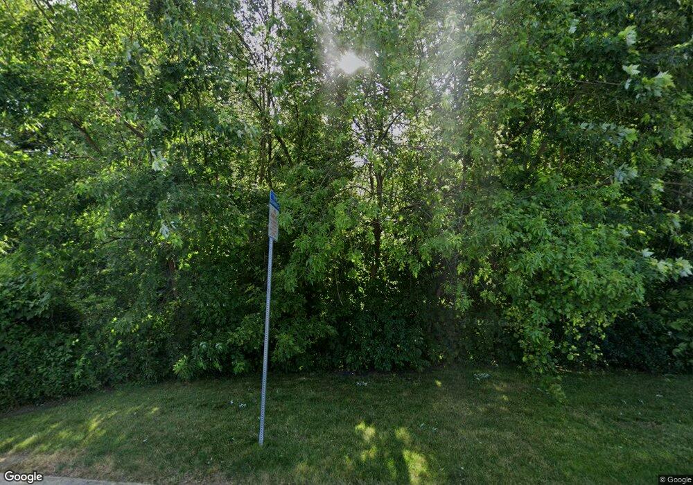 7S610 Carriage Way Ct, Naperville, IL 60540 - photo 1