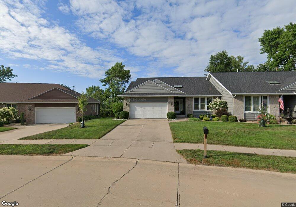 1661 Bilgarie Ct NE, Cedar Rapids, IA 52402 - photo 1