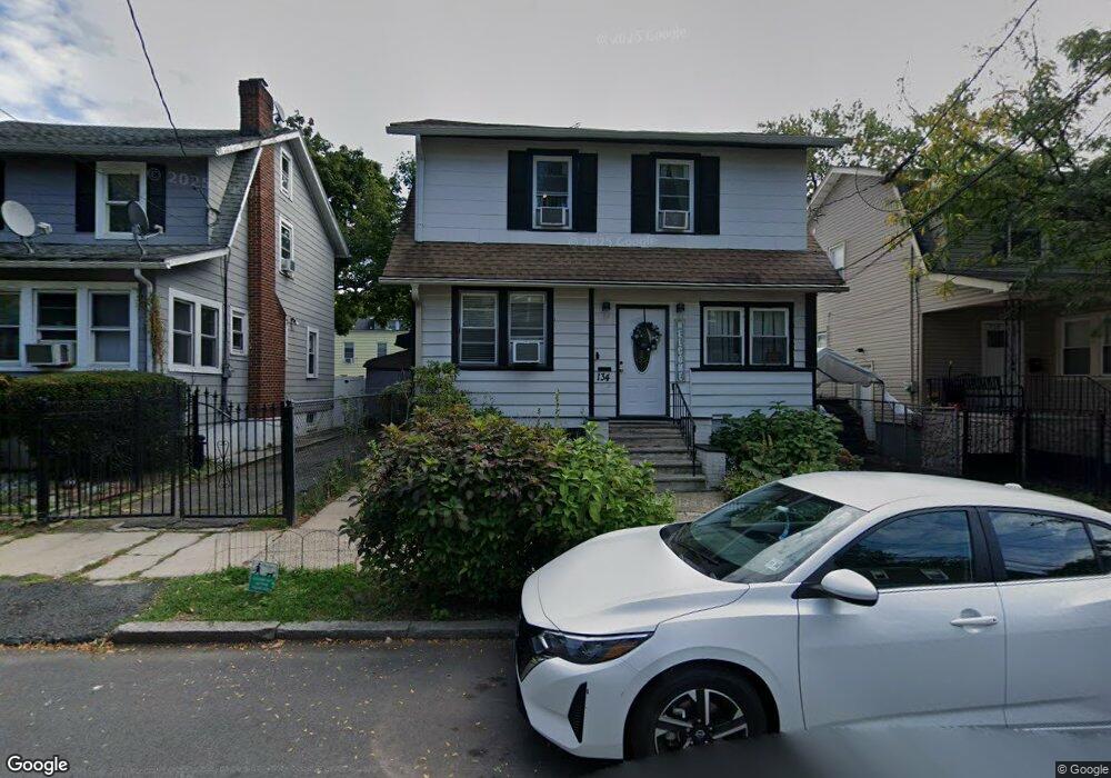 134 Pine Grove Terrace unit 136, Newark, NJ 07106 - photo 1