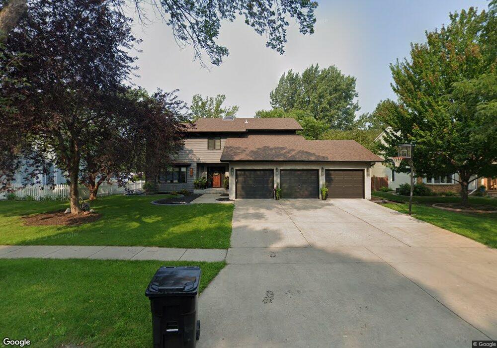 3008 Maple St N, Fargo, ND 58102 - photo 1