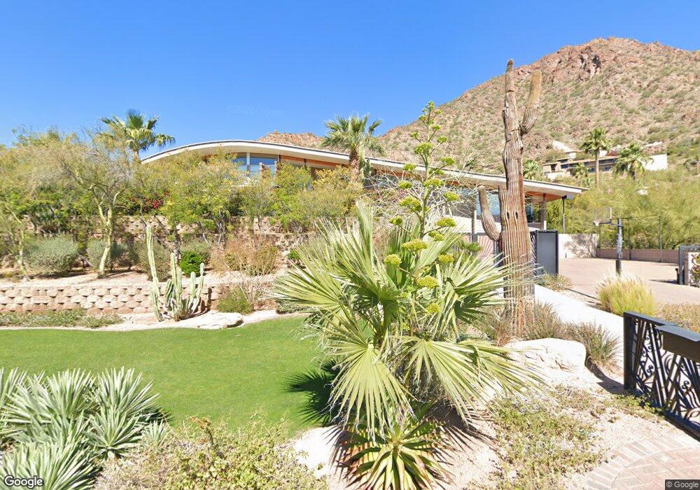 5304 E Wonderview Rd, Phoenix, AZ 85018 - photo 1