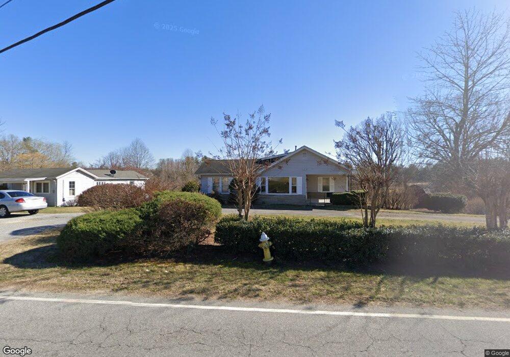 832 Sugarloaf Rd, Hendersonville, NC 28792 - photo 1