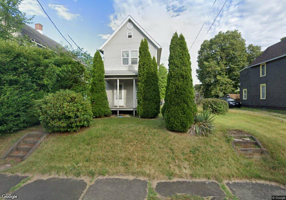 725 Young Ave NE, Canton, OH 44704 - photo 1