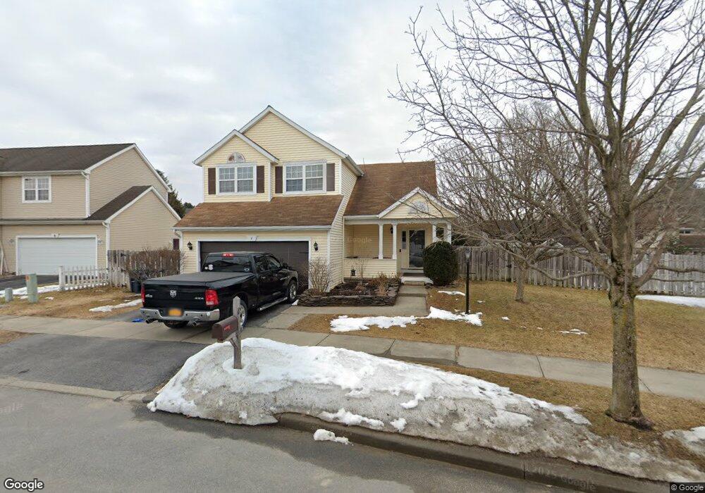 8 Turner Dr, Saratoga Springs, NY 12866 - photo 1