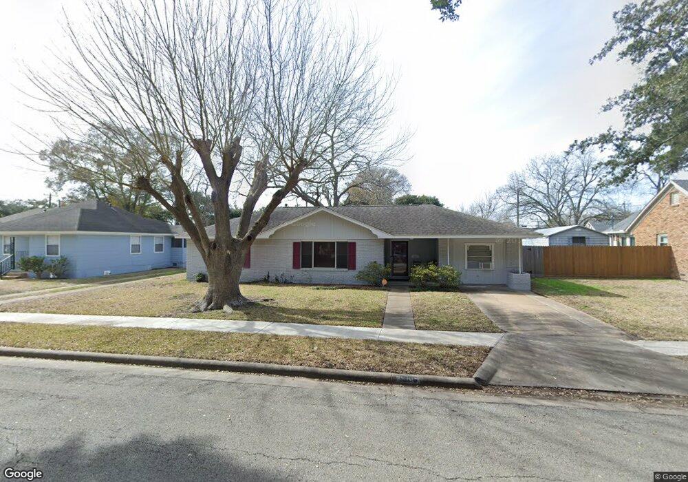 1206 Macarthur St, Rosenberg, TX 77471 - photo 1