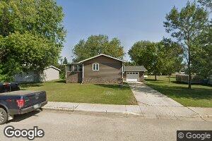 704 4th St NE, Rolla, ND 58367