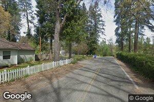 552 Schroeder Ln, Grants Pass, OR 97527