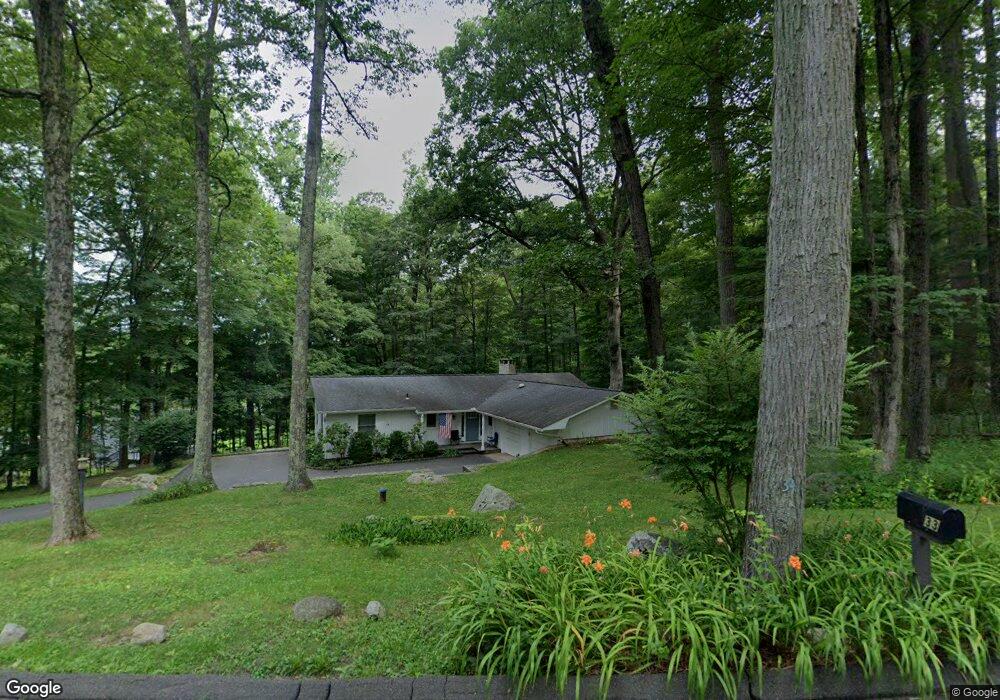 34 Mamanasco Rd, Ridgefield, CT 06877 - photo 1