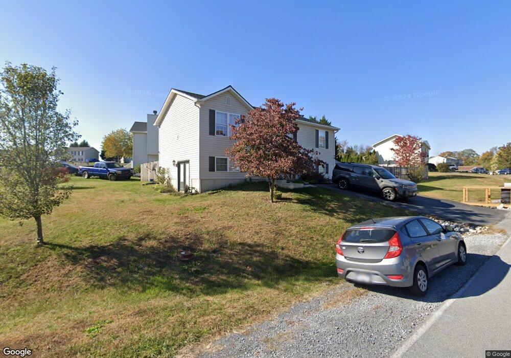 9 Planet Ct, Martinsburg, WV 25404 - photo 1