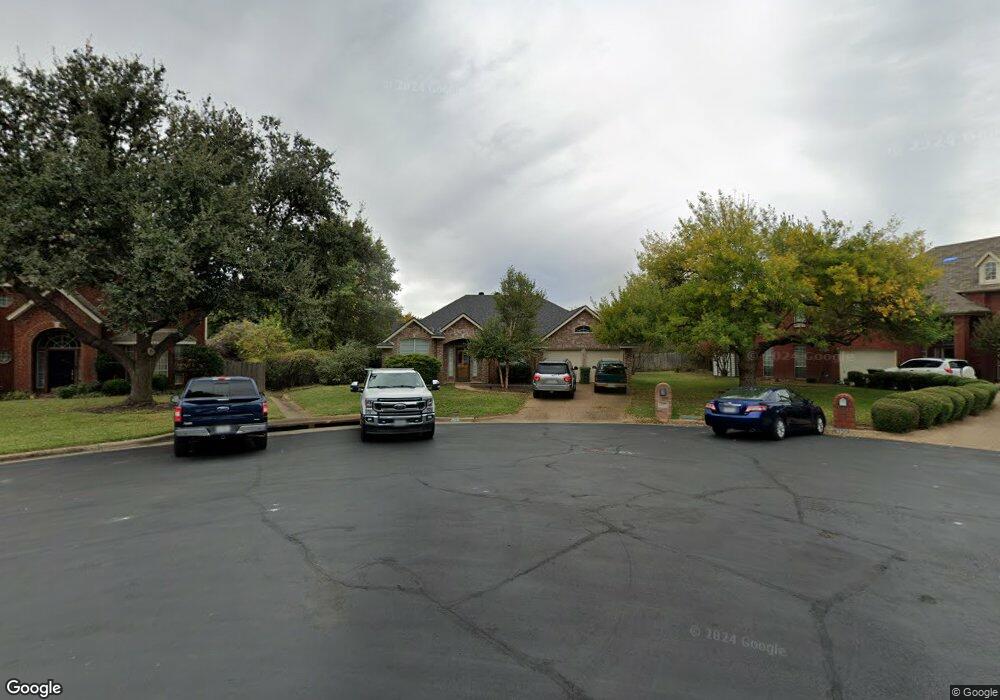 829 Tradonna Ln, Hurst, TX 76054 - photo 1