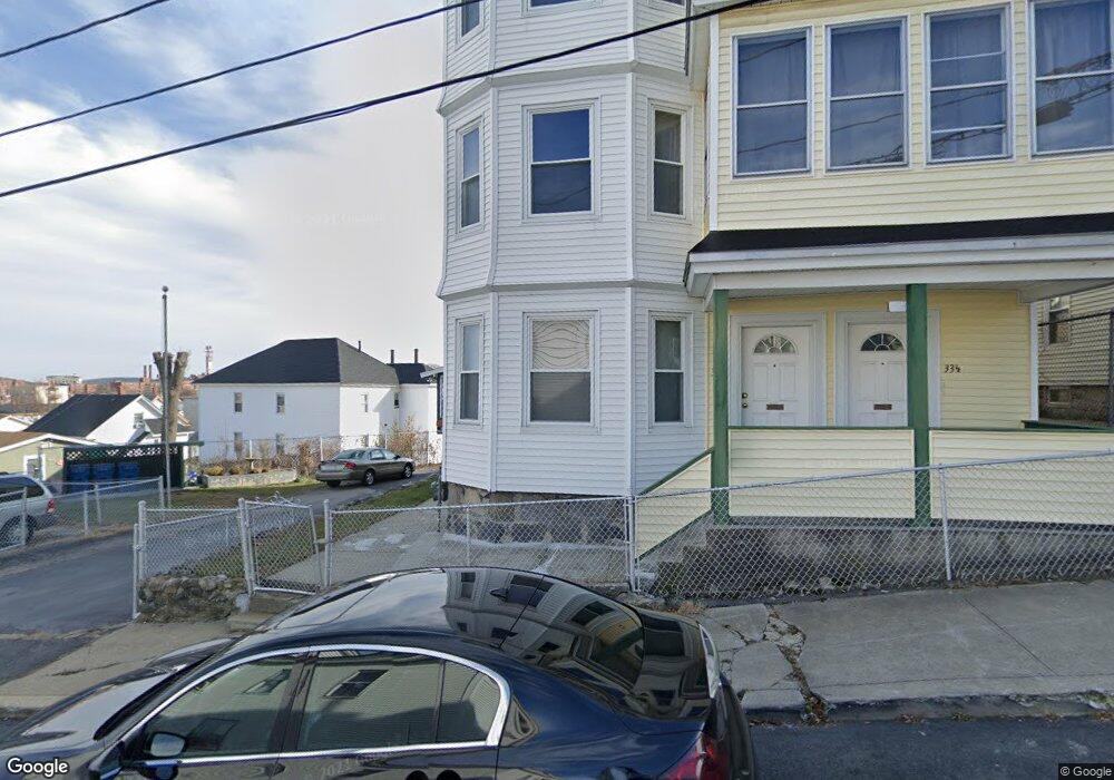 33 1/2 Hampton St, Lawrence, MA 01841 - photo 1