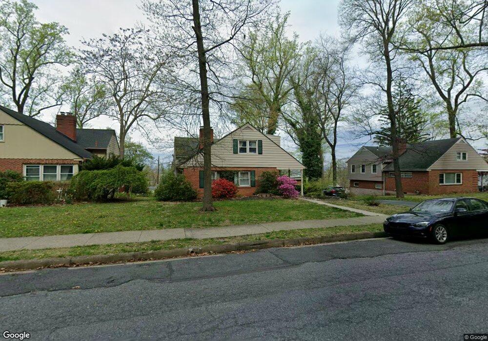 1444 Oak Ln, Reading, PA 19604 - photo 1