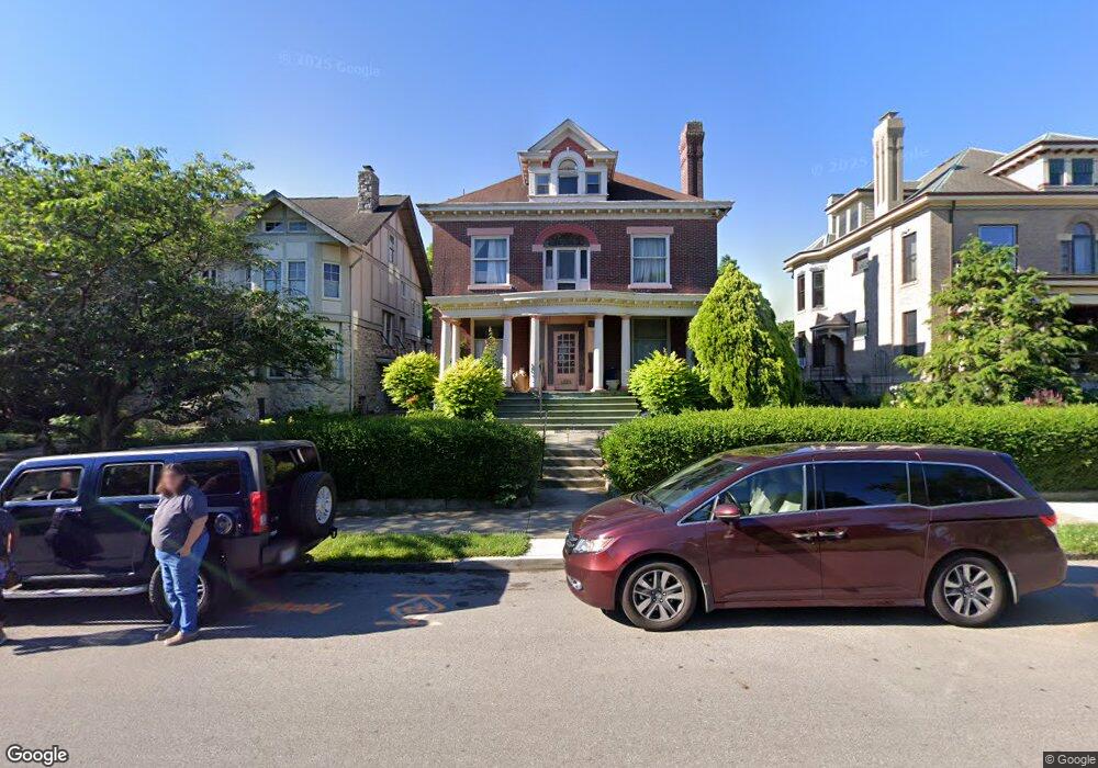 1553 Franklin Park S, Columbus, OH 43205 - photo 1