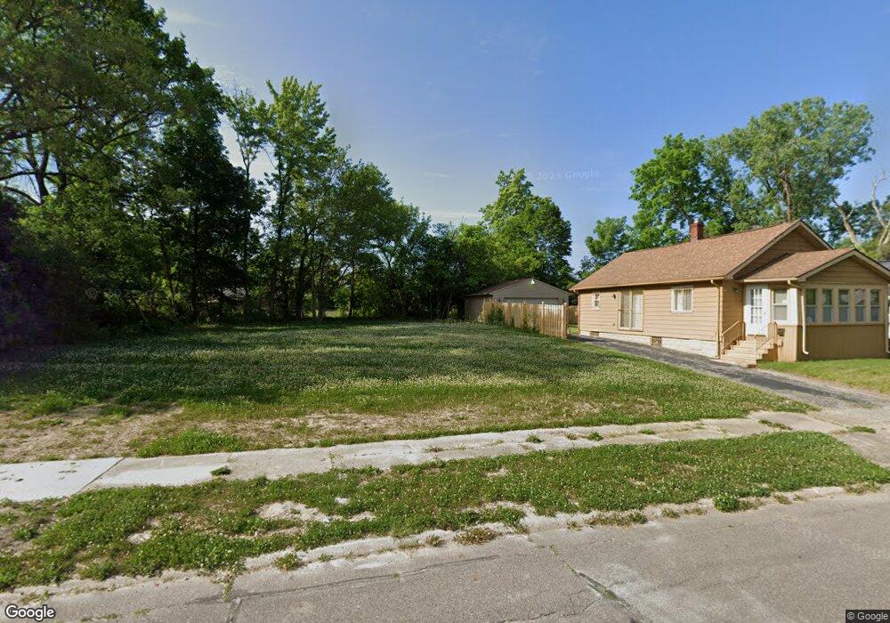 414 E Piper Ave, Flint, MI 48505 - photo 1