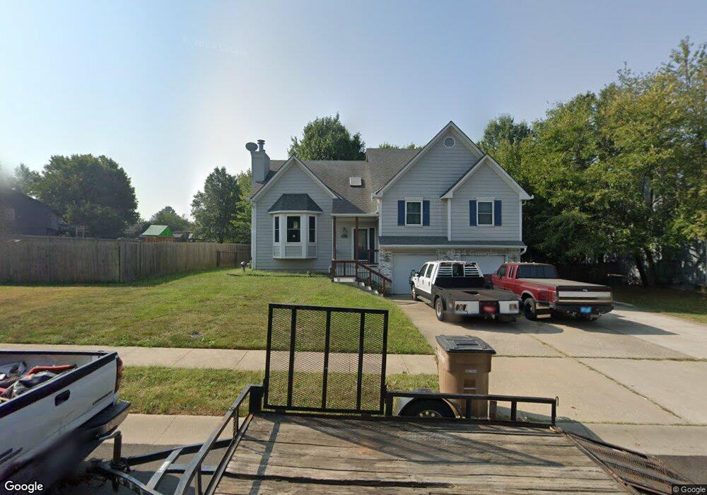 205 W Laredo Trail, Raymore, MO 64083 - photo 1