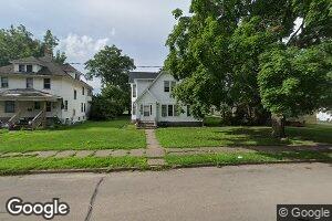 431 6th Ave S, Clinton, IA 52732
