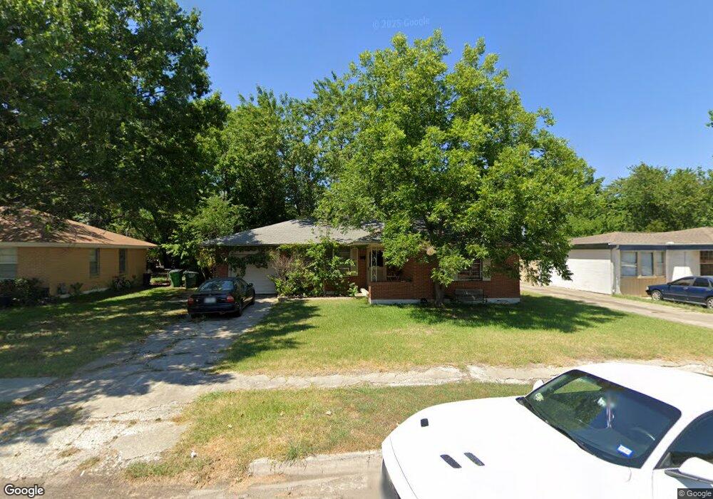 1709 Heather Rd, Gainesville, TX 76240 - photo 1