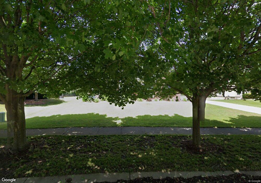 2822 Treyburn Ln, West Bloomfield, MI 48324 - photo 1