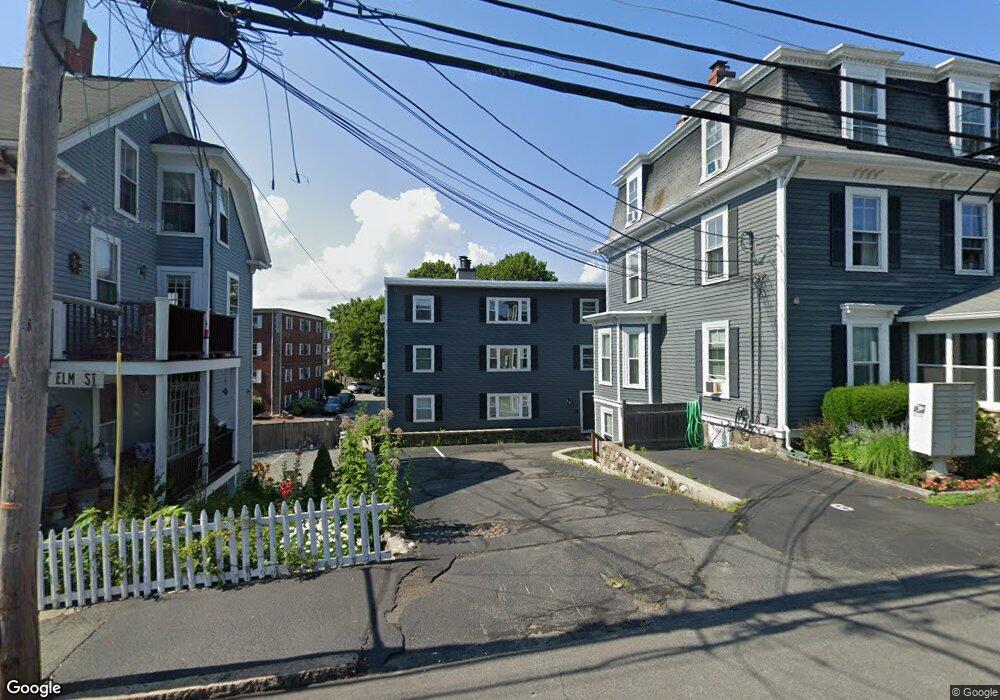 121 R Elm unit 1, Marblehead, MA 01945 - photo 1