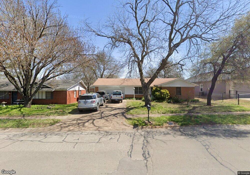 1904 Grand Ave, Cleburne, TX 76033 - photo 1