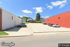 359 Walnut St, Hamlin, WV 25523